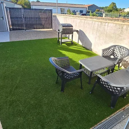 Cocon Avec Velux Terrasse Et Barbecue Dom wakacyjny *